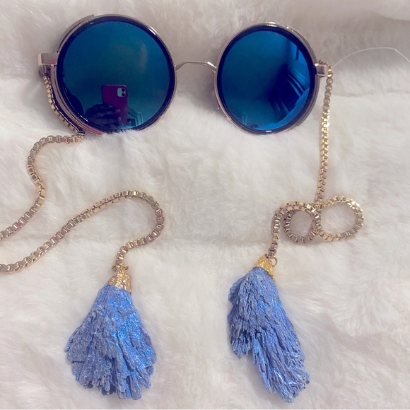 NWOT MY WILLOWS BLUE MORROR ROUND SUNGLASSES WITH GOLD CHAIN - Picture 5 of 12